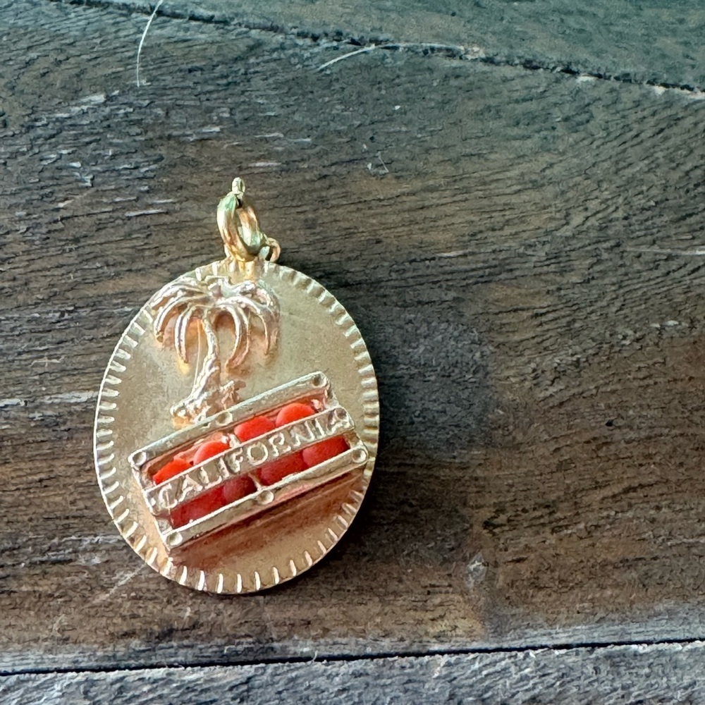 Vintage 14k Gold custom California Palm Tree Pendant